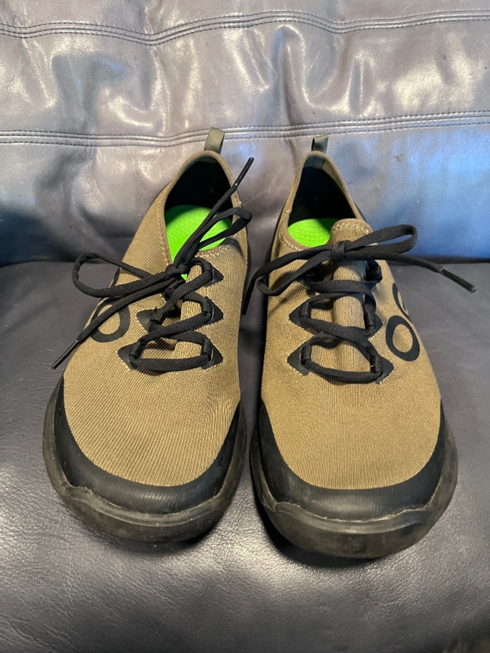 Oofos Lace Up Sneakers, size 9.5 (42.5)